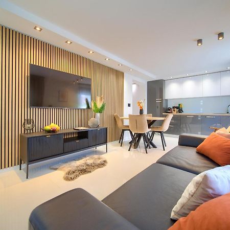 Apartments Sinisa - クルク エクステリア 写真